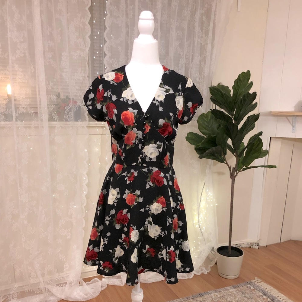 Hell Bunny Valentina Floral button Rose Dress -Small